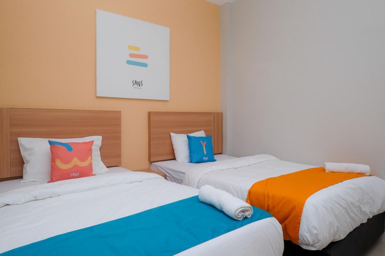 Sans Tiga Putri By Reddoorz Hotel 3*