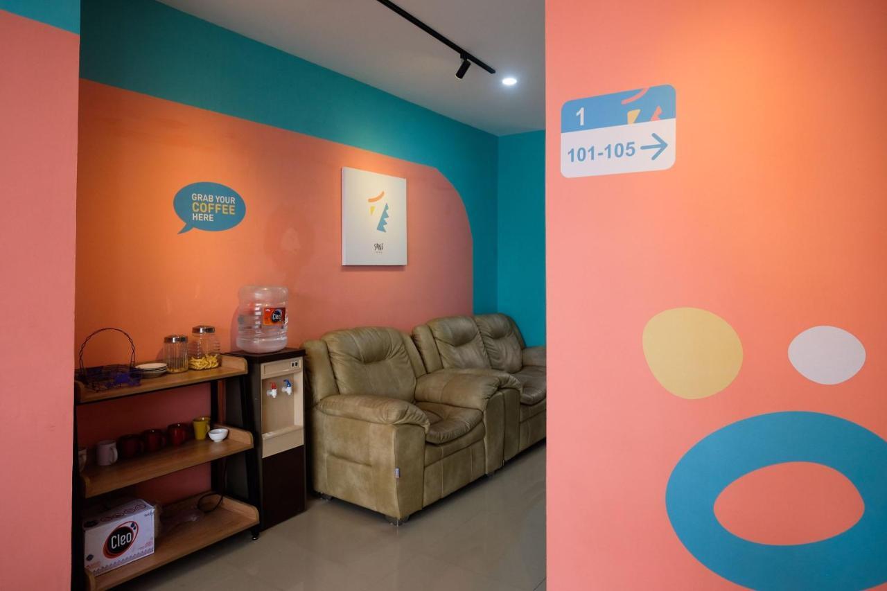 Sans Tiga Putri By Reddoorz Hotel 3*
